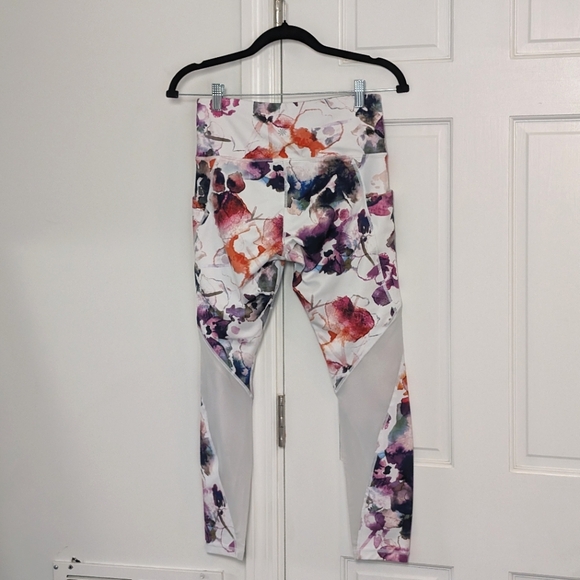 EUC Athleta Womens Watercolor Floral Mudra Mesh Detail 7/8 Leggings Size Small - Picture 9 of 11